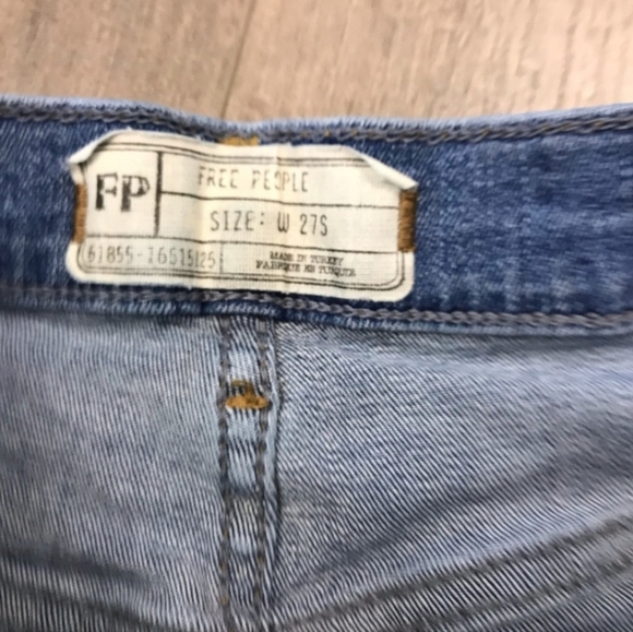 Free People High Waisted Jeans - Picture 3 of 4